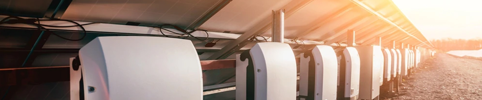 Reliable Solar Inverter In Garage